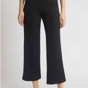 Hue Pontease Crop Flare Leggings